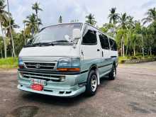 Toyota Dolphin LH113 1992 Van