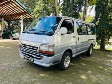 Toyota Dolphin LH113 1993 Van