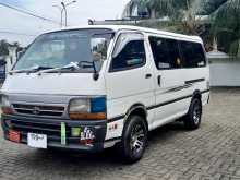 Toyota Dolphin LH113 1993 Van