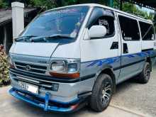 Toyota Dolphin LH113 1998 Van