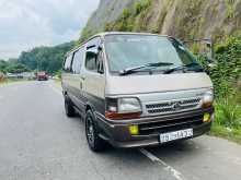 Toyota Dolphin LH113 1995 Van