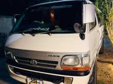 Toyota Dolphin LH113 1995 Van