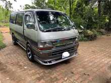 Toyota Dolphin LH113 1995 Van