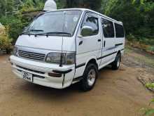 Toyota Dolphin LH113 1992 Van