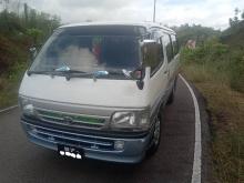 Toyota Dolphin LH113 1991 Van
