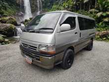 Toyota Dolphin LH113 1992 Van