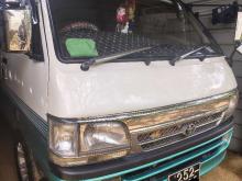 Toyota Dolphin LH113 1998 Van