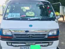 Toyota Dolphin LH113 1995 Van