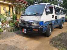 Toyota Dolphin LH113 1993 Van
