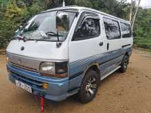 Toyota Dolphin LH113 1991 Van