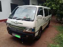 Toyota Dolphin LH113 1991 Van