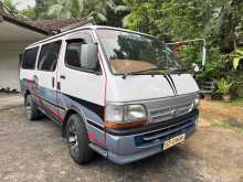 Toyota Dolphin LH113 1991 Van