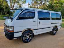 https://riyasewana.com/uploads/toyota-dolphin-lh113-3702424832.jpg