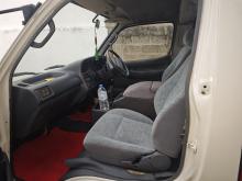 https://riyasewana.com/uploads/toyota-dolphin-lh113-513521717636.jpg