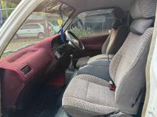 https://riyasewana.com/uploads/toyota-dolphin-lh113-52006066205.jpg