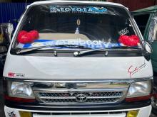 Toyota Dolphin LH113 1991 Van