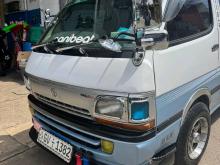 Toyota Dolphin LH113 1996 Van