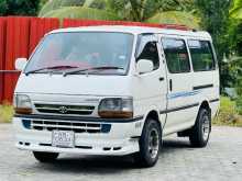 Toyota Dolphin LH119 Long 1991 Van