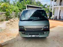 Toyota Dolphin LH 119 Super GL 1998 Van