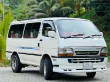 Toyota Dolphin LH119 Long 1991 Van