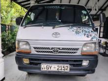Toyota Dolphin LH119 2003 Van