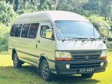 Toyota Dolphin LH123 1998 Van