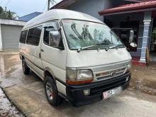 Toyota Dolphin LH123 1994 Van
