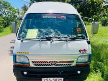 Toyota Dolphin LH123 1995 Van