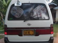https://riyasewana.com/uploads/toyota-dolphin-lh125-116210517166.jpg
