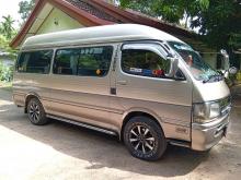 Toyota Dolphin LH125 HighRoof GL 1995 Van