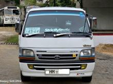 Toyota DOLPHIN LH162 1999 Van
