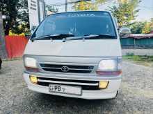 Toyota Dolphin LH172 2000 Van