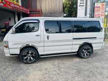https://riyasewana.com/uploads/toyota-dolphin-lh172-1515150122143.jpg