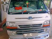 Toyota DOLPHIN LH172 SUPER GL 1999 Van
