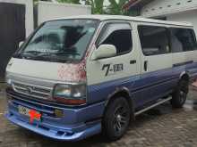 Toyota Dolphin LH172 2001 Van