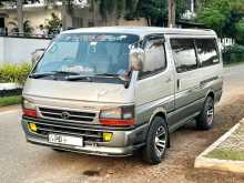 Toyota Dolphin LH172 Super GL 2002 Van