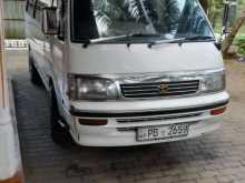 Toyota Dolphin LH182 2002 Van