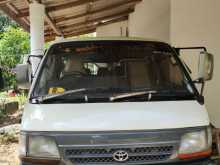 Toyota Dolphin Long 4 Doors 113 1994 Van