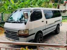 Toyota Dolphin 1997 Van