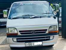 Toyota Dolphin Long 2002 Van