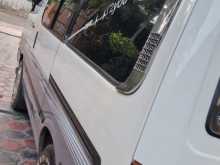 https://riyasewana.com/uploads/toyota-dolphin-original-1998-2416072512623.jpg