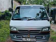 Toyota Dolphin RZH112 2002 Van