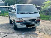 Toyota Dolphin RZH112 2002 Van