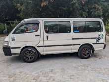 Toyota Dolphin Rzh112 2003 Van