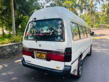 https://riyasewana.com/uploads/toyota-dolphin-supa-1992-59102312444.jpg