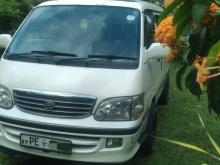 Toyota Dolphin Super Custom 2002 Van