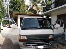 Toyota Dolphin Super GL 1989 Van