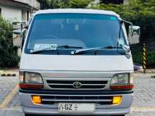 Toyota Dolphin Super GL 172 1998 Van