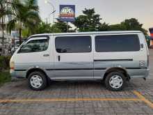 https://riyasewana.com/uploads/toyota-dolphin-super-2000-816441912983.jpg