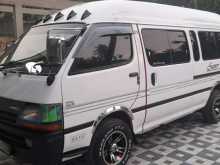 Toyota Dolphin 1999 Van